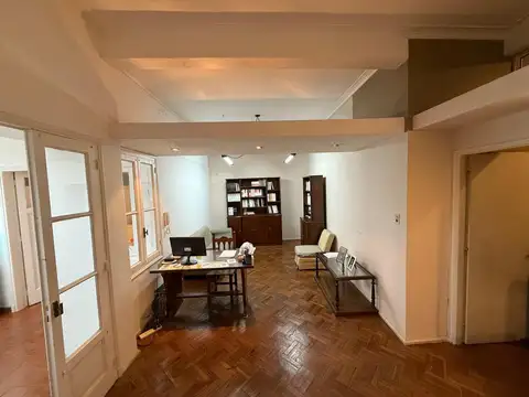 Depto Tipo Casa en Venta de 7 ambientes