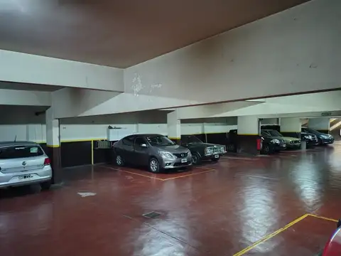 Cochera en Venta Cubierta