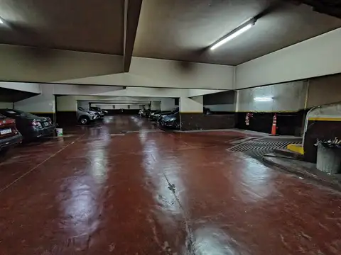 Oportunidad! Ayacucho 800 Entre Paraguay y Cordoba Excelente