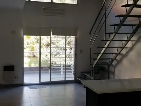 Departamento en Alquiler en Villa Pueyrredón, $ 900.000