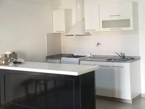 Departamento en Alquiler en Villa Pueyrredón, $ 900.000