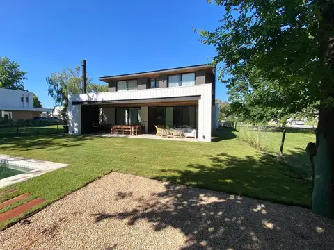 Casa en Alquiler Temporal A Estrenar