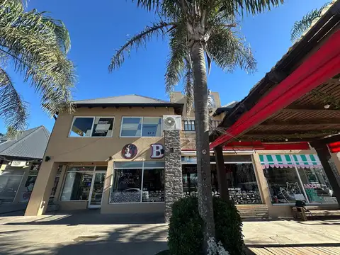 VENTA - Local comercial en Tierra de Sueños 2, Roldán