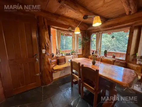 Hermosa Casa en exclusivo Barrio de Bariloche en pleno Cerro Otto