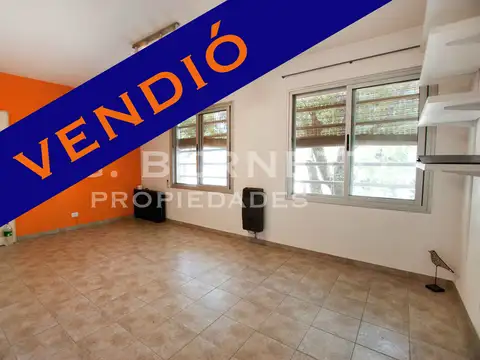 2 Ambientes al Frente - Muy buen estado y ubicación !