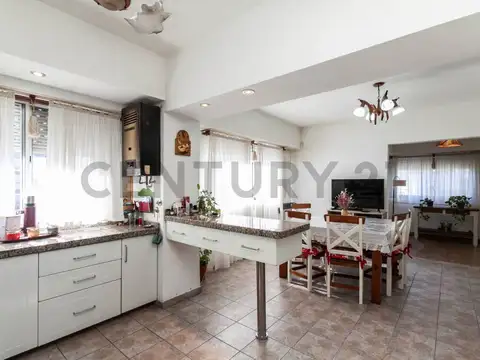 Casa en Venta en Lanús Oeste, USD 210.000