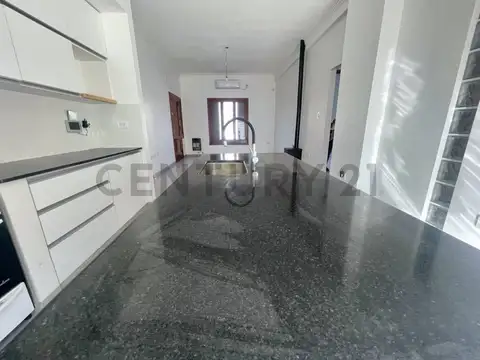 Oficina en Alquiler en La Plata, $ 1.000.000