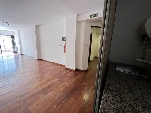 Planta Baja APTO PROFESIONAL con PATIO