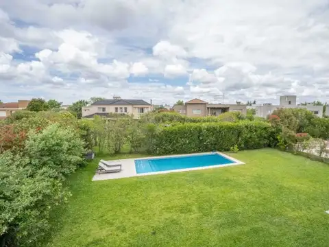 Casa en Venta de 4 dormitorios