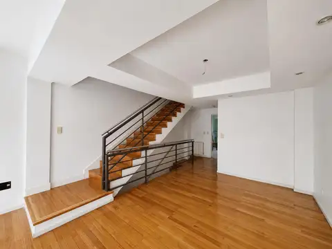 Depto Tipo Casa en Venta de 4 ambientes