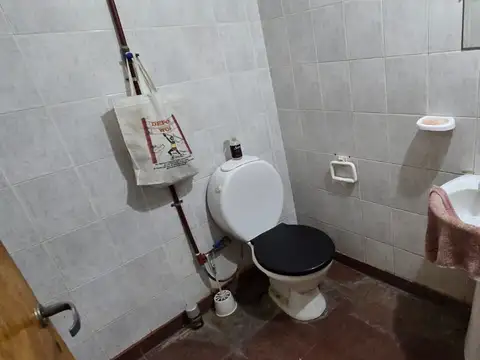 Local en alquiler en Luis Guillon