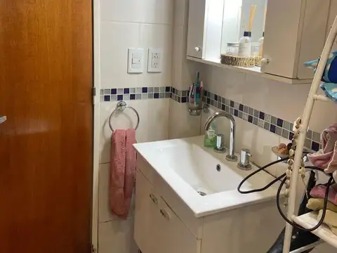 Depto Tipo Casa en Venta en Monte Castro, USD 98.000
