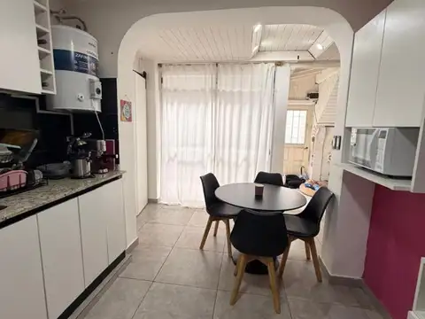 Depto Tipo Casa 3 ambientes con 1 baño