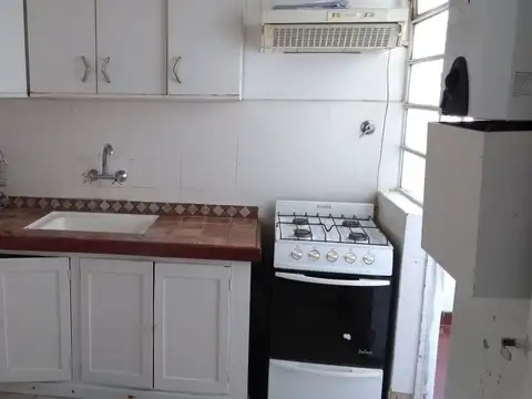 Avenida Estanislao Zeballos 2600, Piso 1