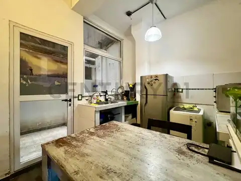 Bolivar 187 , Piso 0