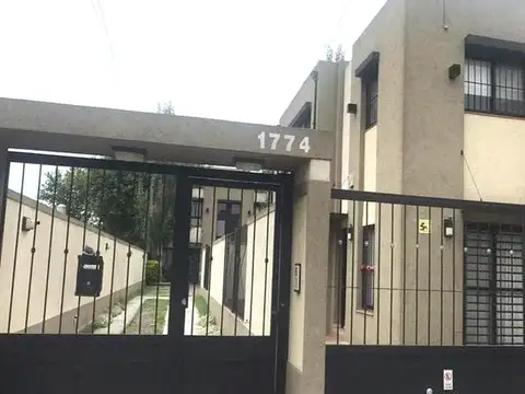 DUPLEXEN VENTA  DENTRO DE CONDOMINIO CERRADO DE 4 UNIDADES  