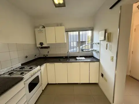 Depto Tipo Casa 4 ambientes con 2 baños