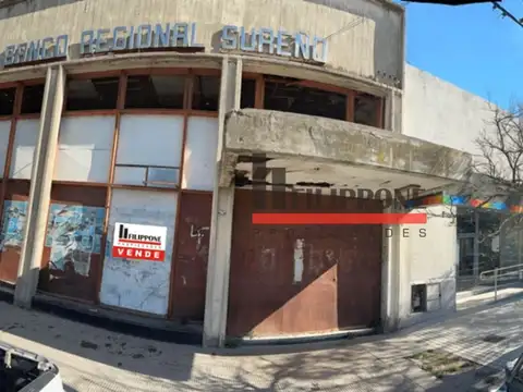 Local comercial en venta de 251m2 ubicado en Belgrano 3763 Ing. White