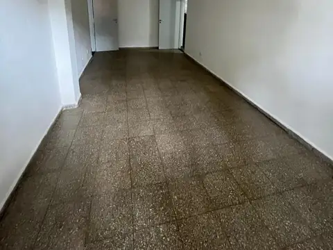 Virasoro 100, Piso 1°