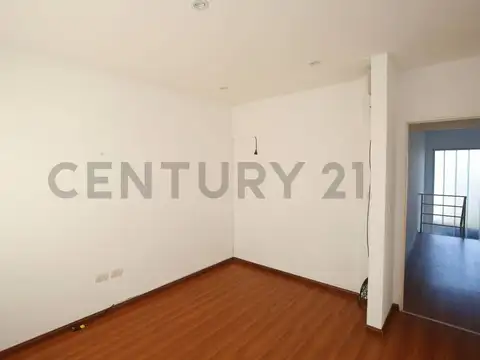 Duplex en City Bell de dos dormitorios con pileta