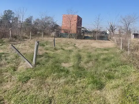 Terreno en Venta 12  mts Fondo