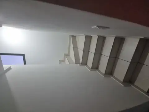 Casa en Alquiler con 2 cocheras