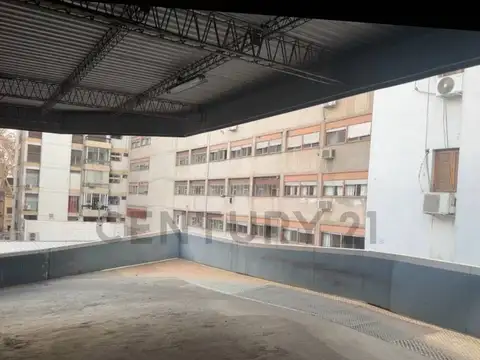 Venta de cochera en la ciudad de Mendoza.