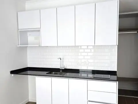Departamento en Alquiler en Balvanera, $ 650.000