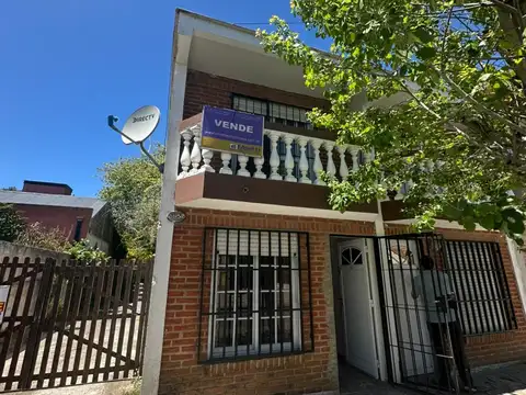 Depto Tipo Casa 3 ambientes con 1 baño