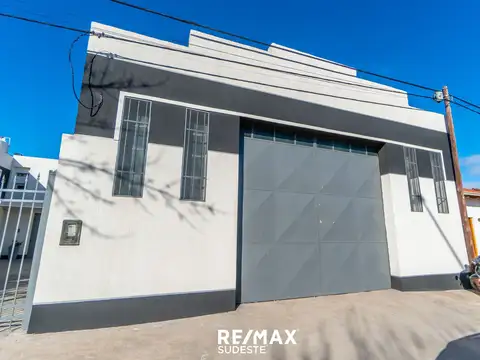 Oficina en Venta con 2 cocheras