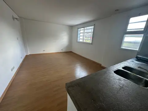 Oficina o Consultorio Alquiler un Ambiente Florida Vicente Lopez