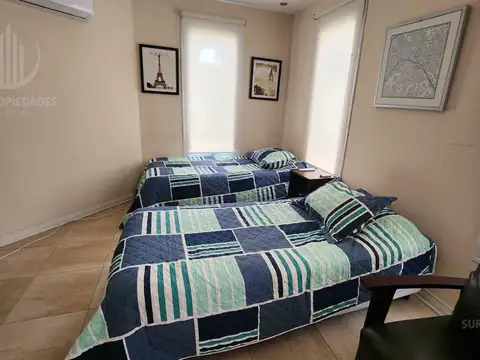 Casa 5 ambientes con 4 baños