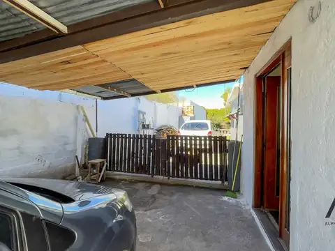 Casa 8 ambientes con 1 baño