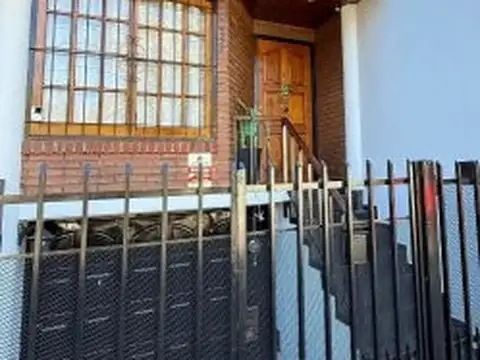Venta Duplex Cuatro Amb./cochera En Devoto