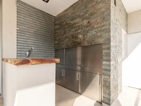 Casa en Alquiler al Sudeste