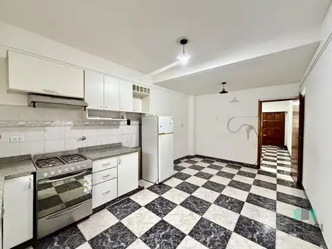 Depto Tipo Casa en Venta en Bernal, USD 95.000