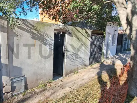 74 entre 29 y 30 , Piso 0