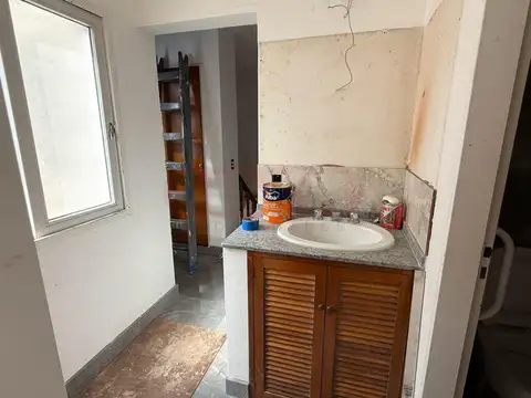 Depto Tipo Casa en Alquiler con 1 cocheras