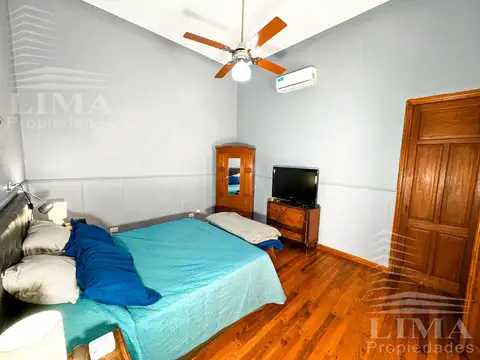 Casa en  Chacabuco 1700