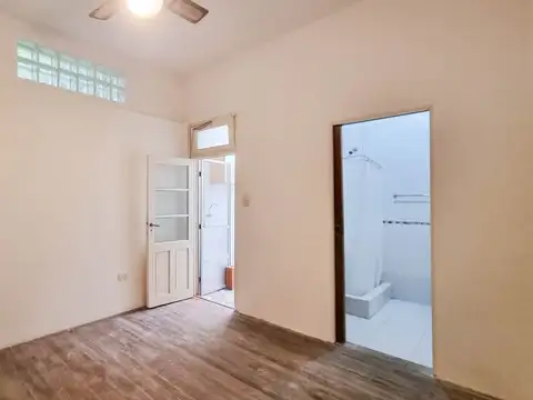 Depto Tipo Casa en Venta 75 años