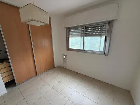 Departamento en Alquiler en Zárate, $ 700.000