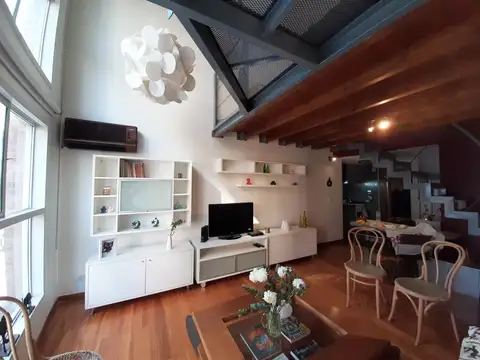Alquiler departamento 2 ambientes tipo loft en Palermo.