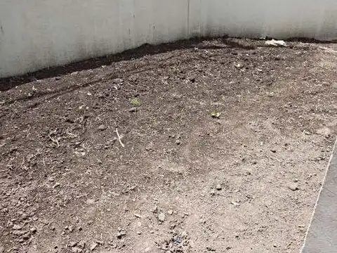 Casa 2 ambientes con 2 baños