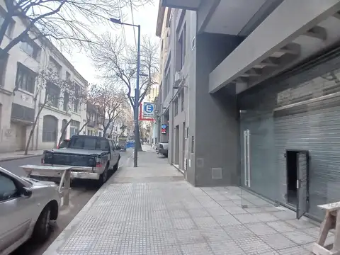 Local en Alquiler en Monserrat, $ 1.500.000