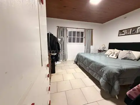 CASA EN VENTA EN LEZAMA 2 CUARTOS