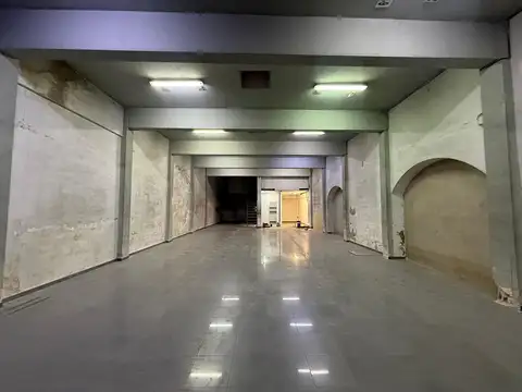 VENTA DEPOSITO OFI/BAÑO 295M2 (ACEP. PERMUTA)