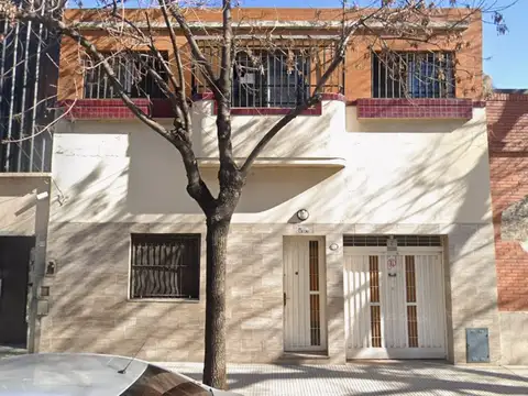 CASA 6 AMBIENTES EN 2 PLANTAS SAN CRISTOBAL