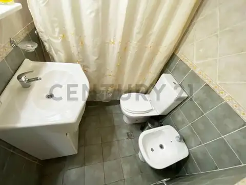 Depto Tipo Casa en Venta con 1 cocheras