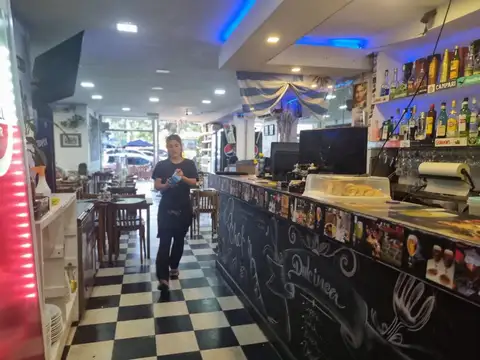 Av. Santa Fe 4100, Piso Loc. 1