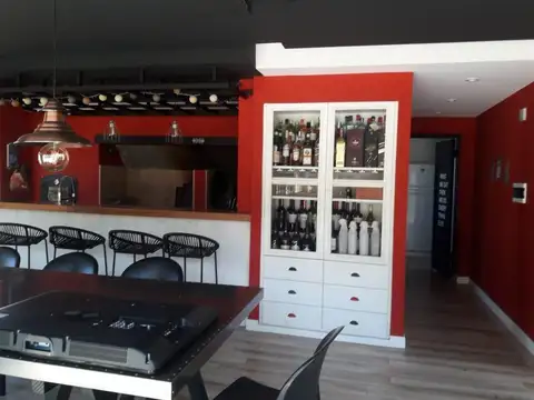 Hermosa Casa en Venta en Valle Escondido
